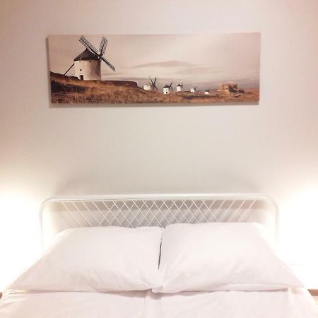 Modern & Quiet In Royal Wilanow With Netflix Apartman Varsó Kültér fotó