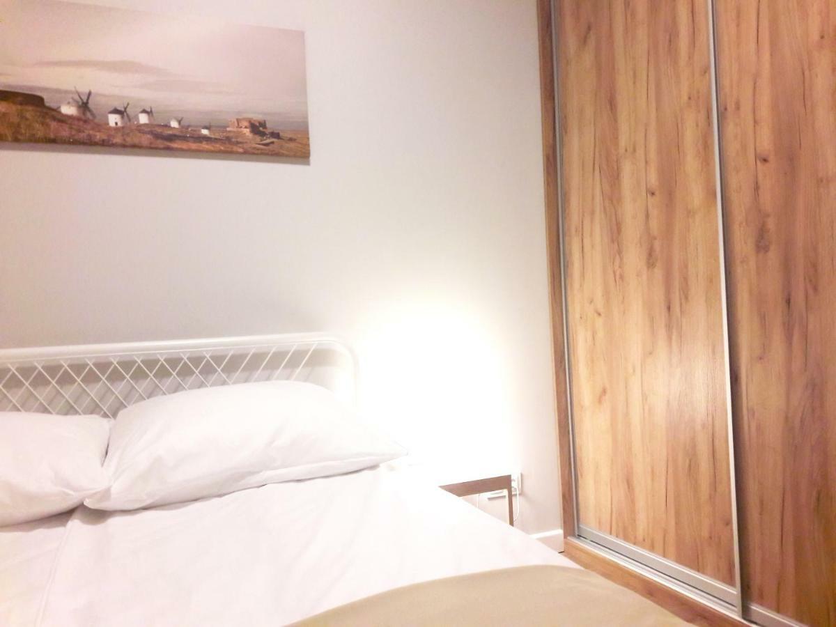 Modern & Quiet In Royal Wilanow With Netflix Apartman Varsó Kültér fotó